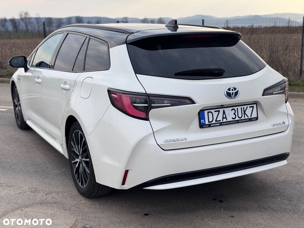 Toyota Corolla - 12