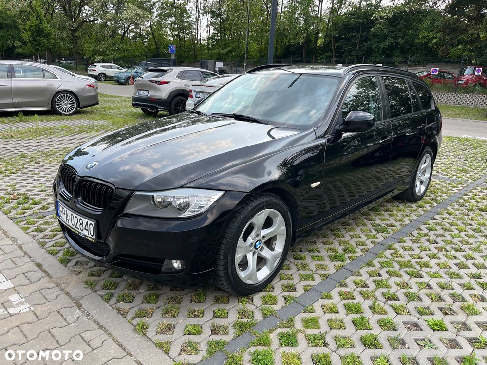 BMW Seria 3 318d - 1