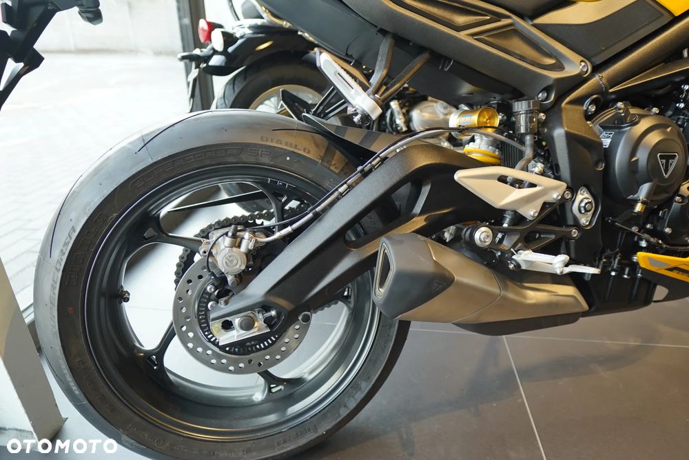 Triumph Street Triple - 3