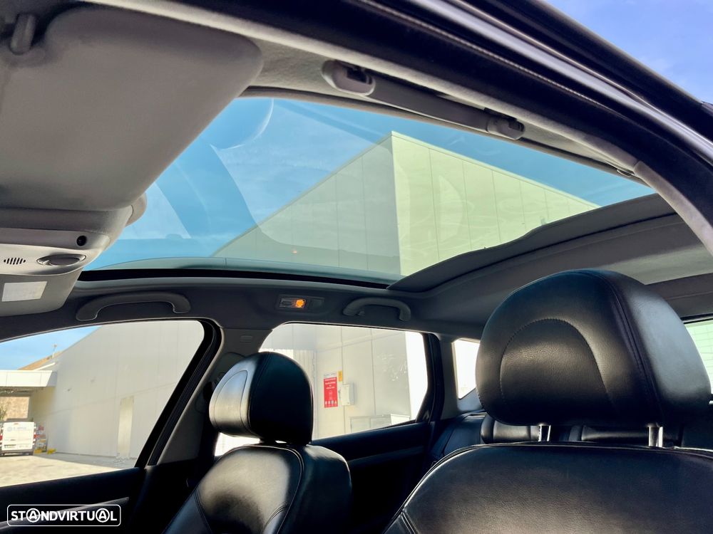 Peugeot 407 SW 2.2 HDi SE Navteq - 41