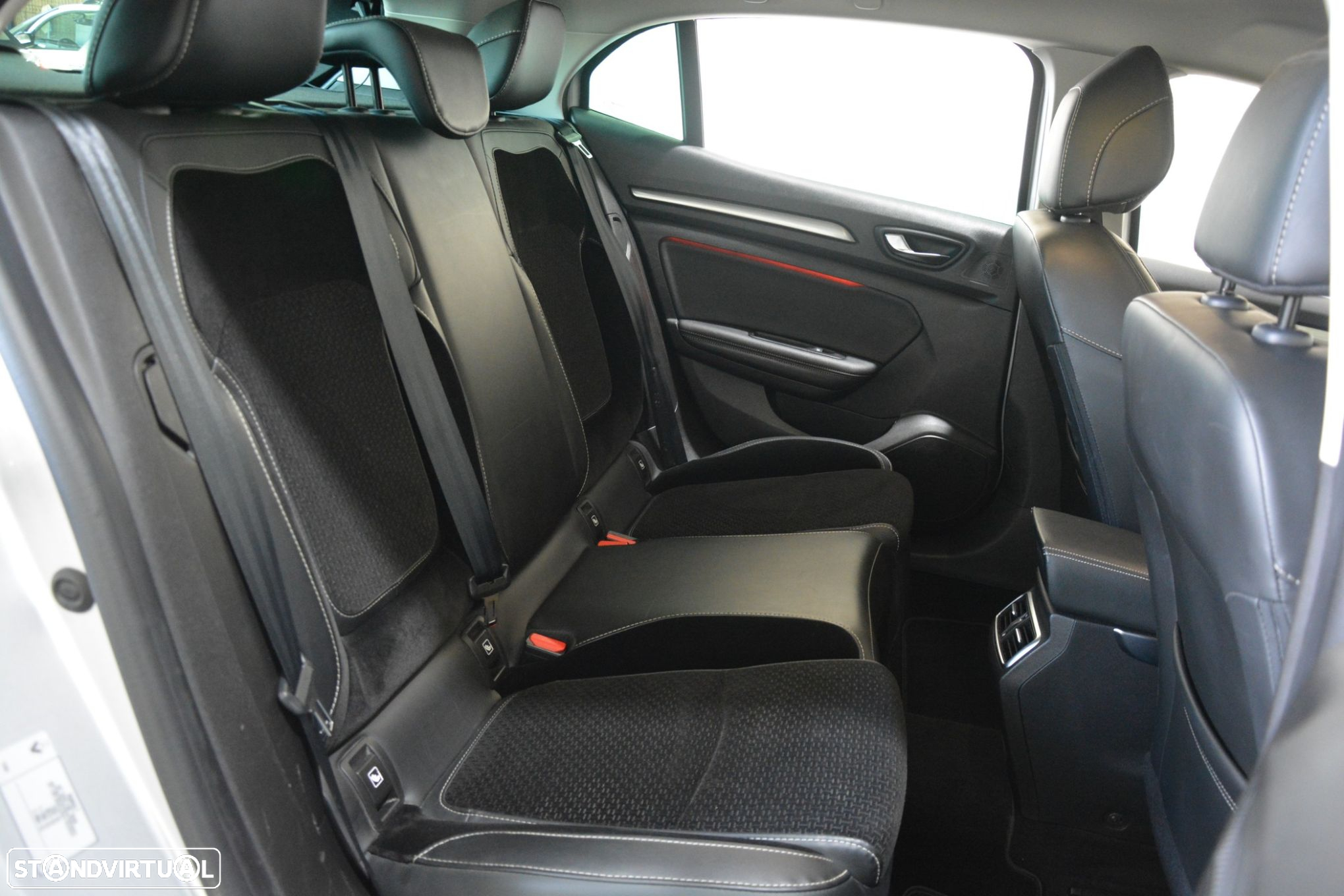 Renault Mégane 1.5 dCi Bose Edition EDC - 10