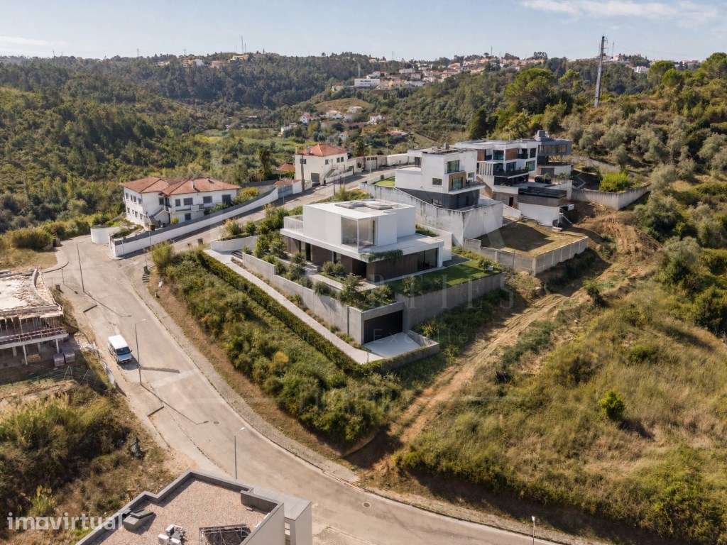 Terreno com projeto aprovado | Rua da Quinta do Canal, Coimbra - Grande imagem: 4/21