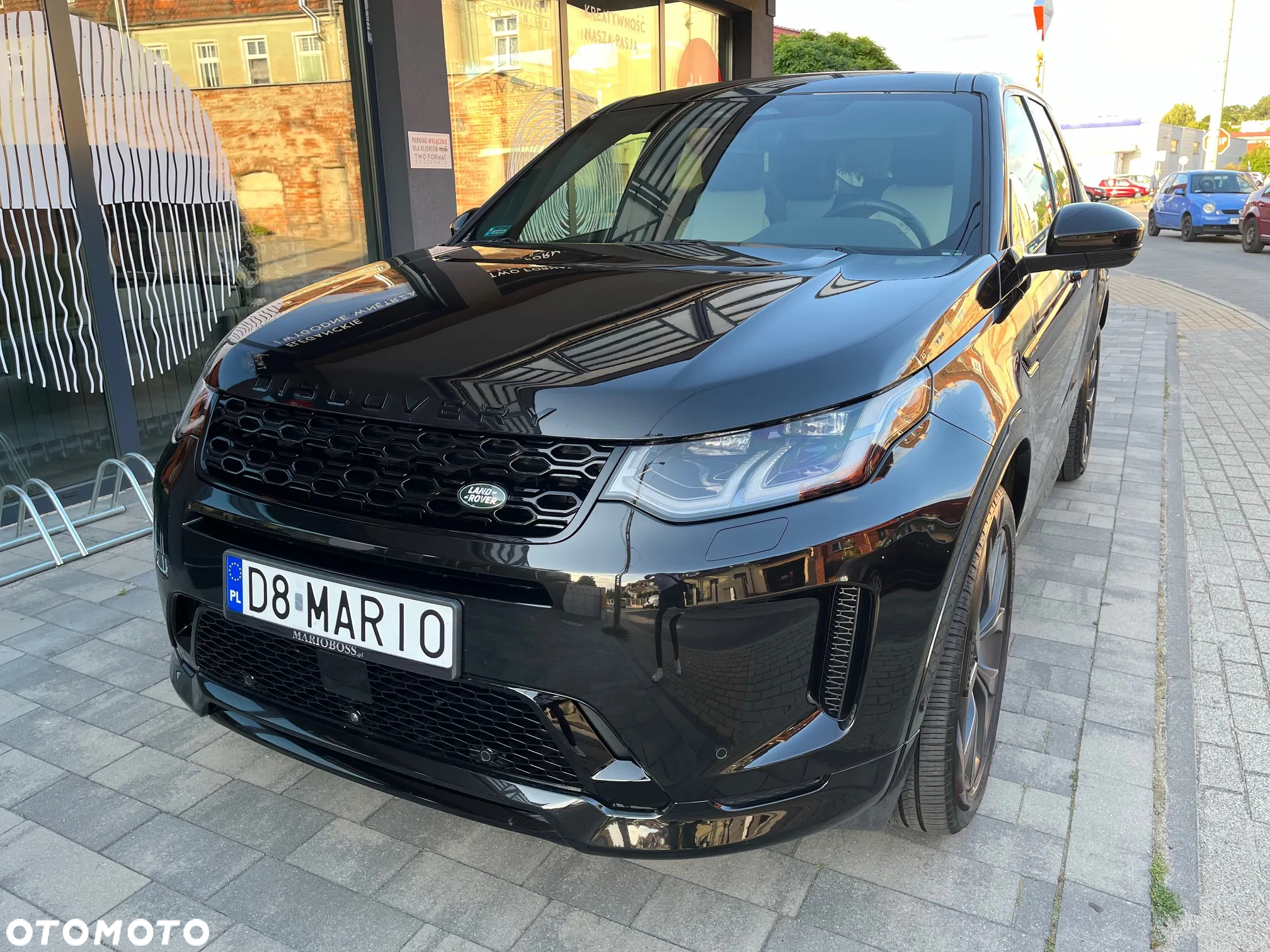 Land Rover Discovery Sport 2.0 D180 R-Dynamic HSE - 24