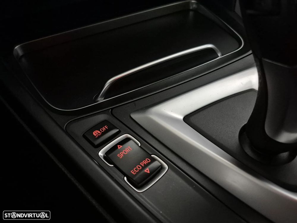 BMW 330 e iPerformance Advantage - 20