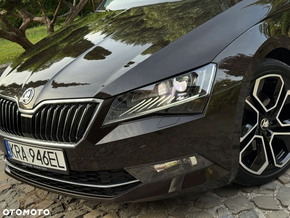 Skoda Superb 2.0 TDI 4x4 DSG Premium Edition - 12