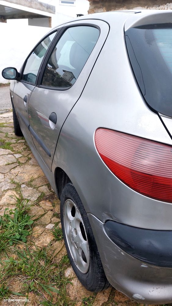 Peugeot 206 - 6