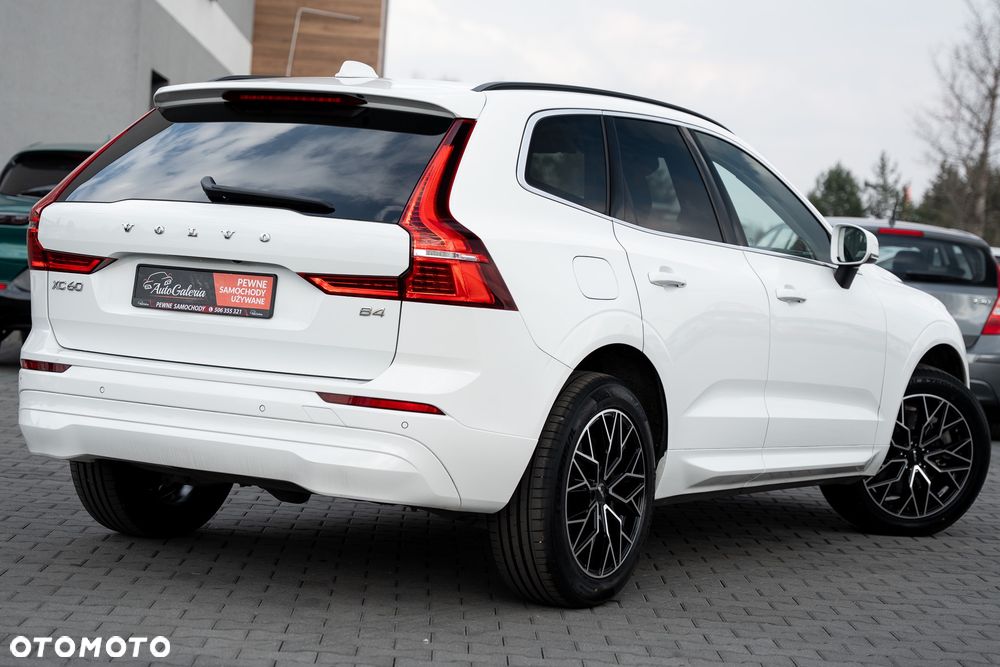 Volvo XC 60 B4 D Geartronic Momentum Pro - 12