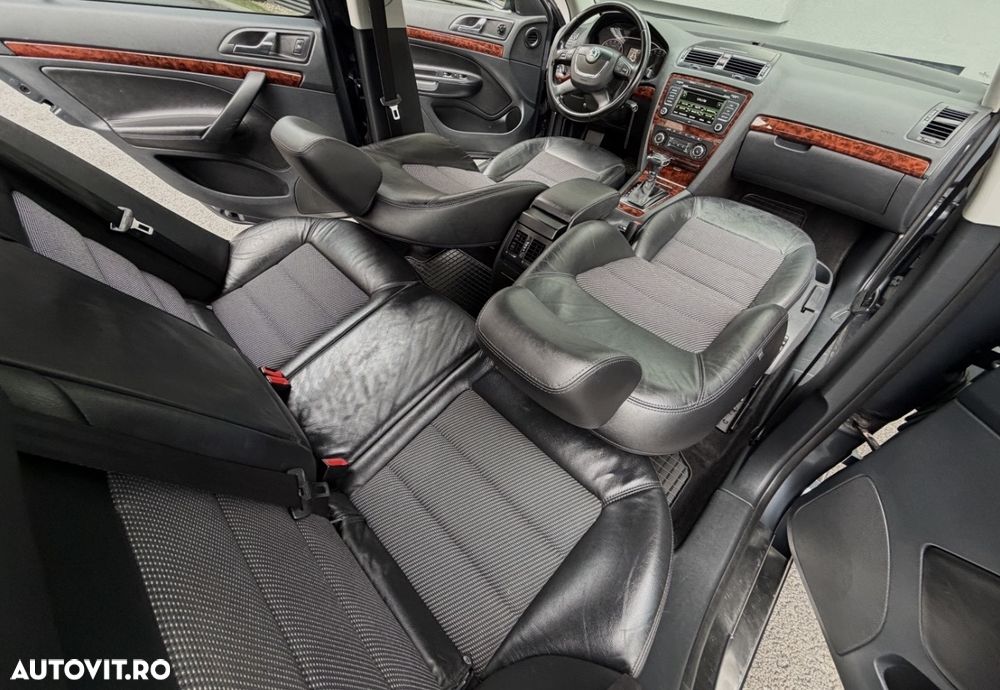 Skoda Octavia 1.6 TDI DPF DSG Elegance - 7