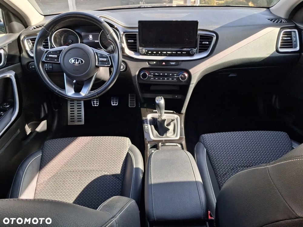Kia XCeed 1.6 CRDi SCR L Business Line - 5