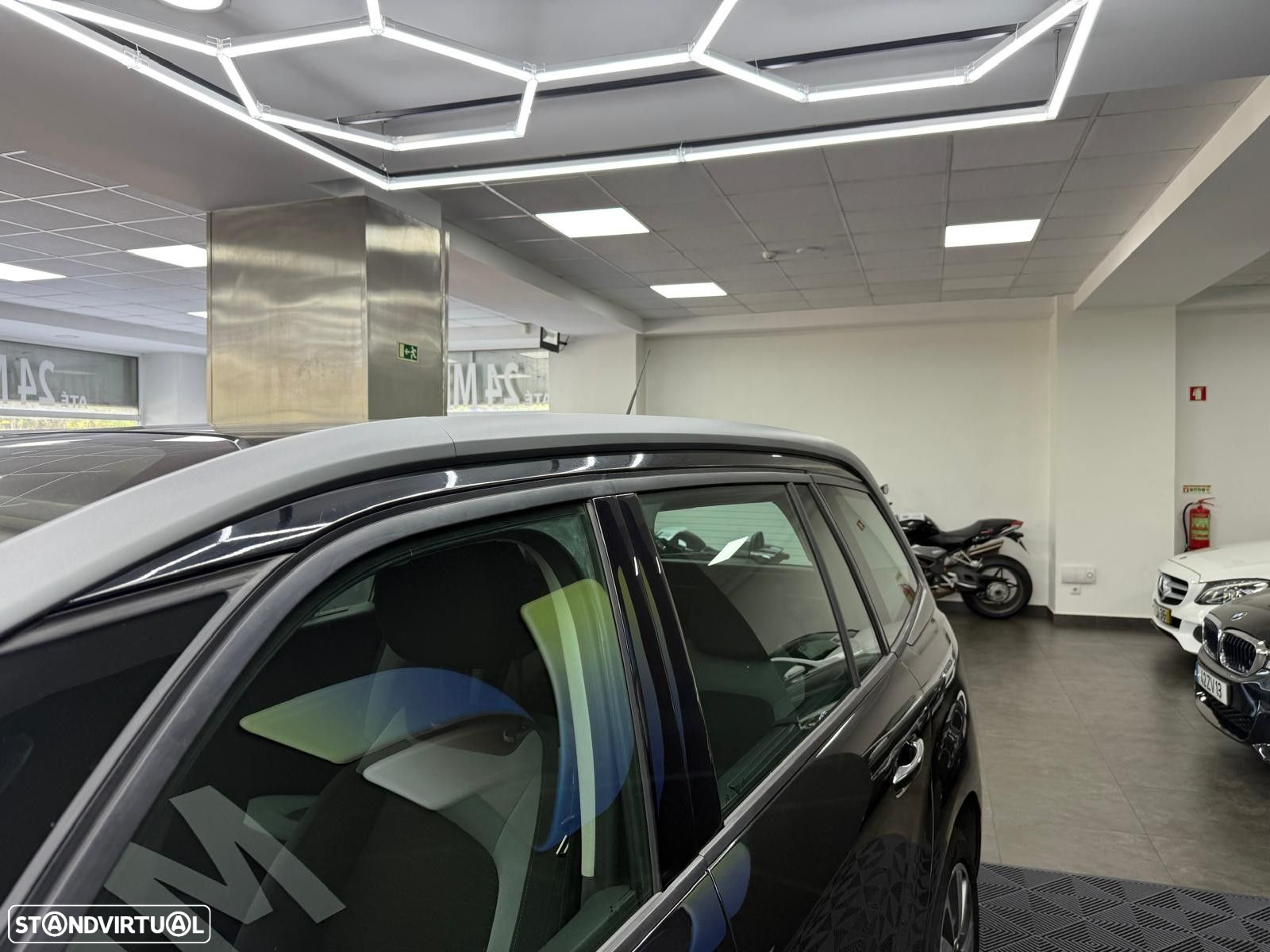 Citroën C4 Grand Picasso 1.6 BlueHDi Intensive J17 - 15