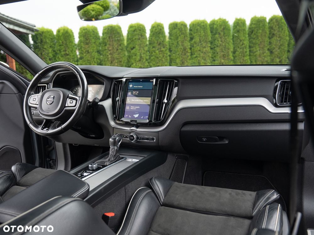 Volvo XC 60 D4 AWD Geartronic RDesign - 40