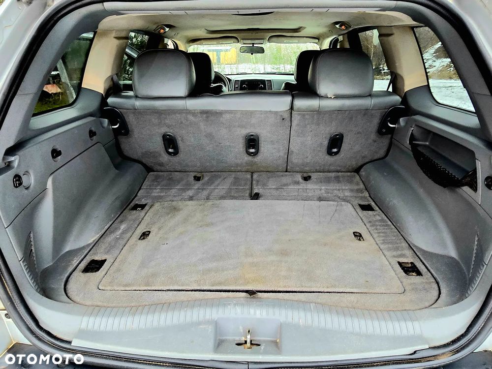 Jeep Grand Cherokee - 22