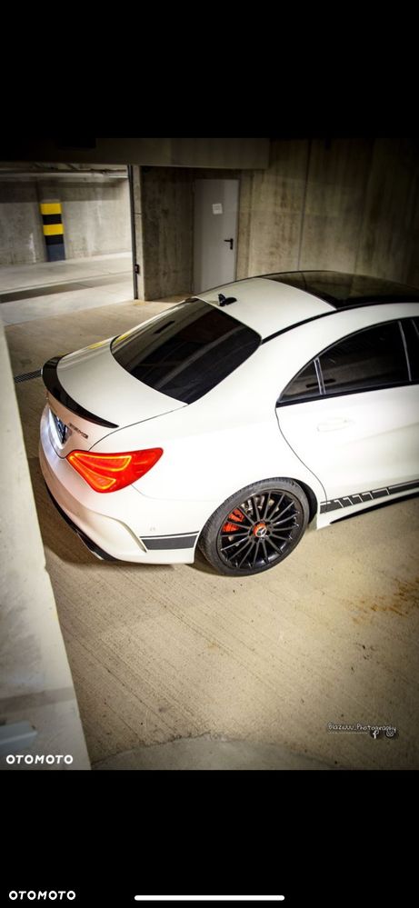 Mercedes-Benz CLA - 4