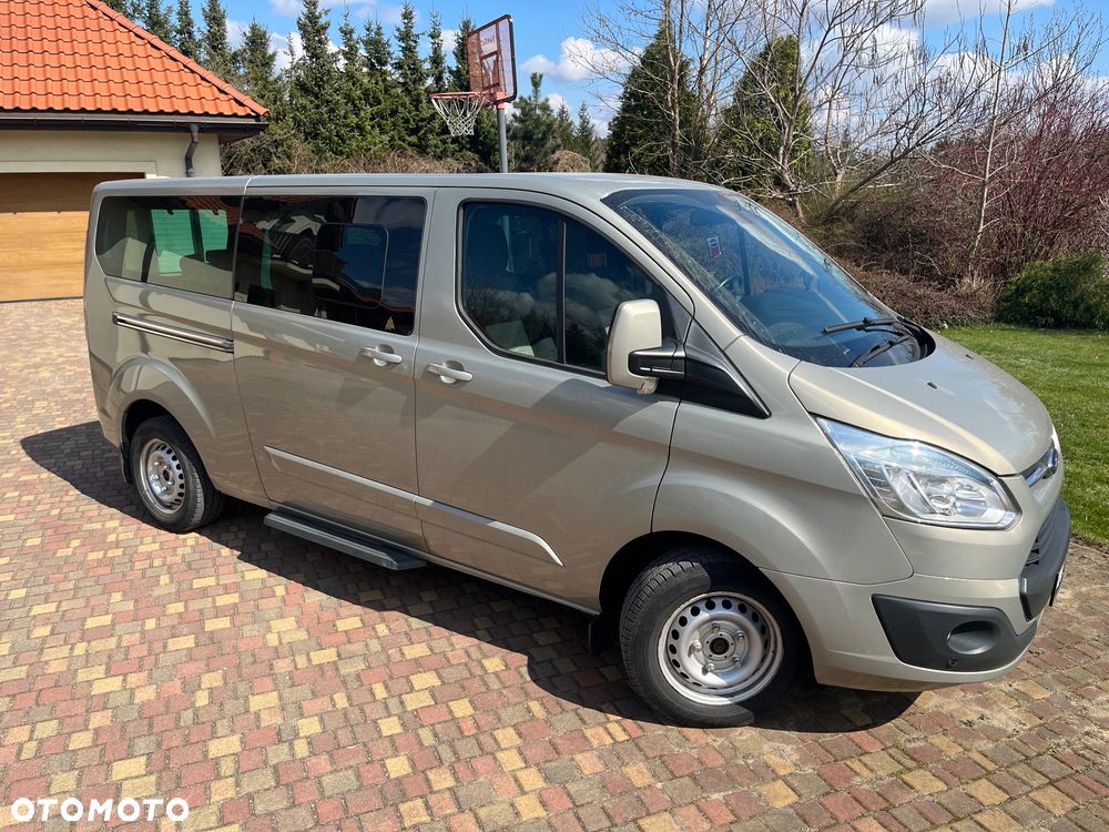 Ford Tourneo Custom - 2