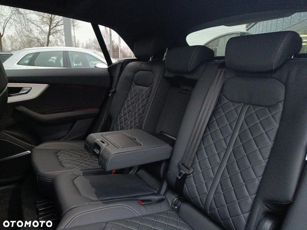Audi Q8 - 5