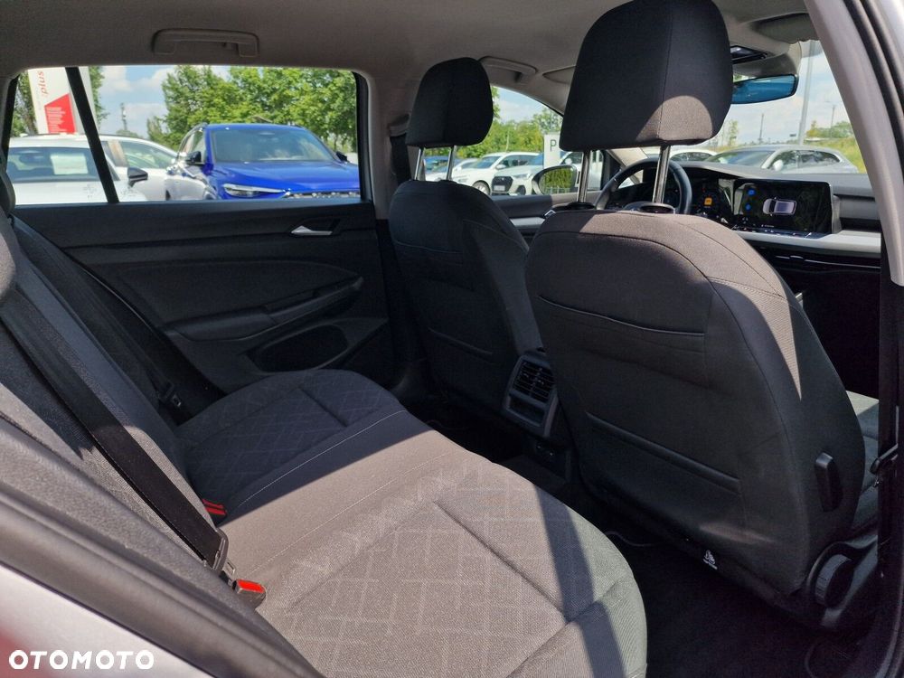 Volkswagen Golf Variant - 15
