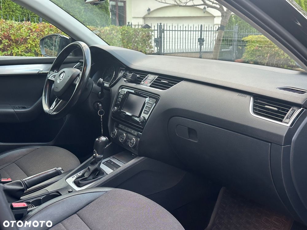 Skoda Octavia 2.0 TDI Elegance DSG - 13