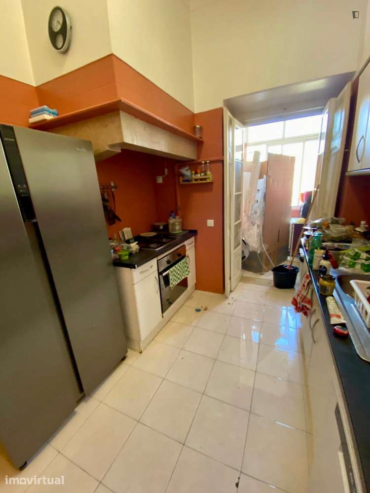 Quarto - localizado em Arroios Lisbon - Grande imagem: 3/19