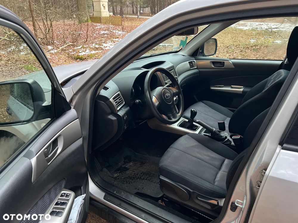 Subaru Forester 2.0 XA Euro5 - 31