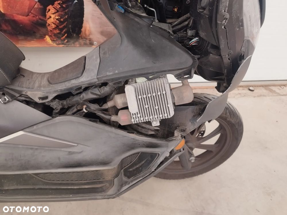 Honda PCX - 10
