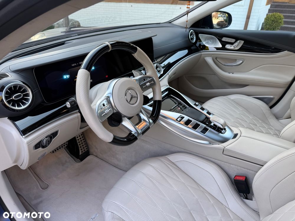 Mercedes-Benz AMG GT - 19