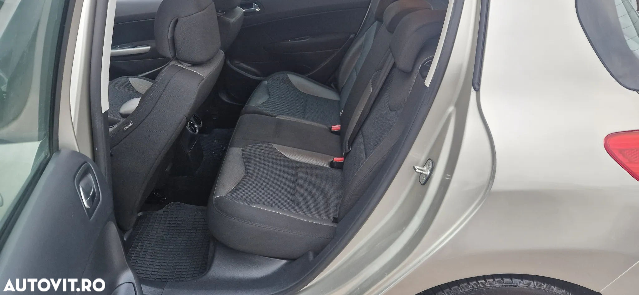 Peugeot 308 - 38
