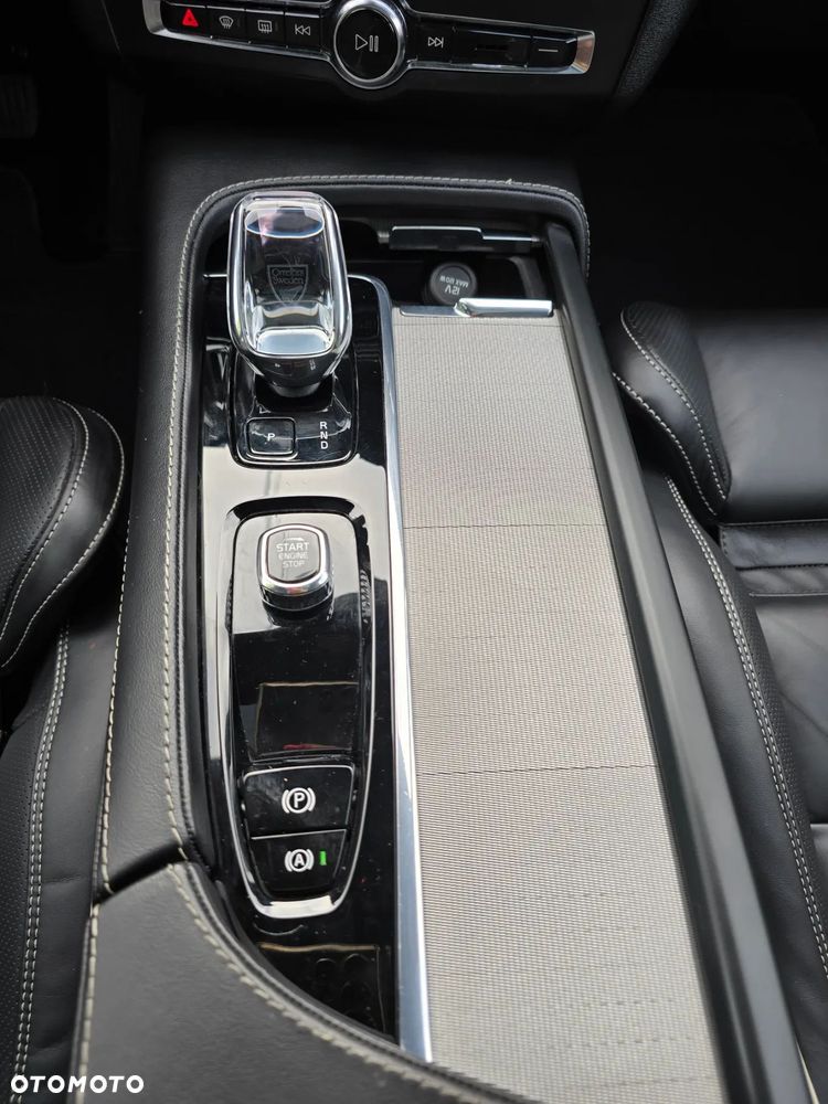 Volvo V90 Cross Country B4 D AWD Ultimate - 15