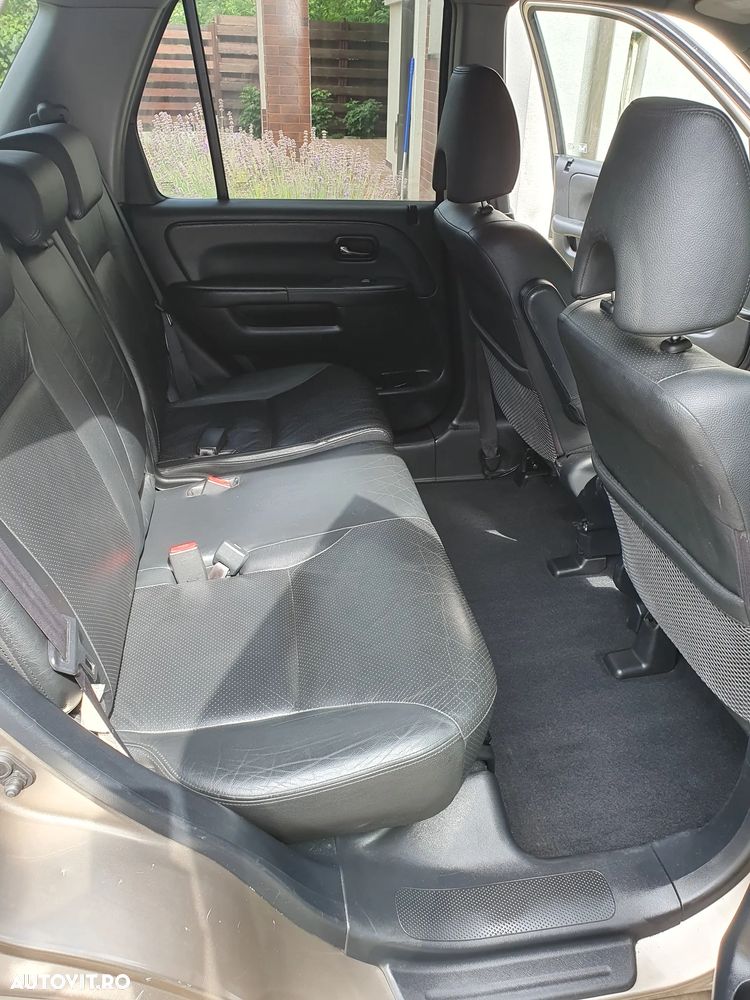 Honda CR-V 2.0i 4WD - 9
