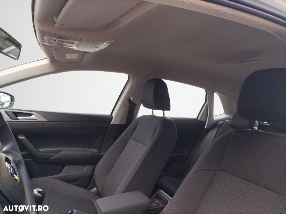 Volkswagen Polo - 18