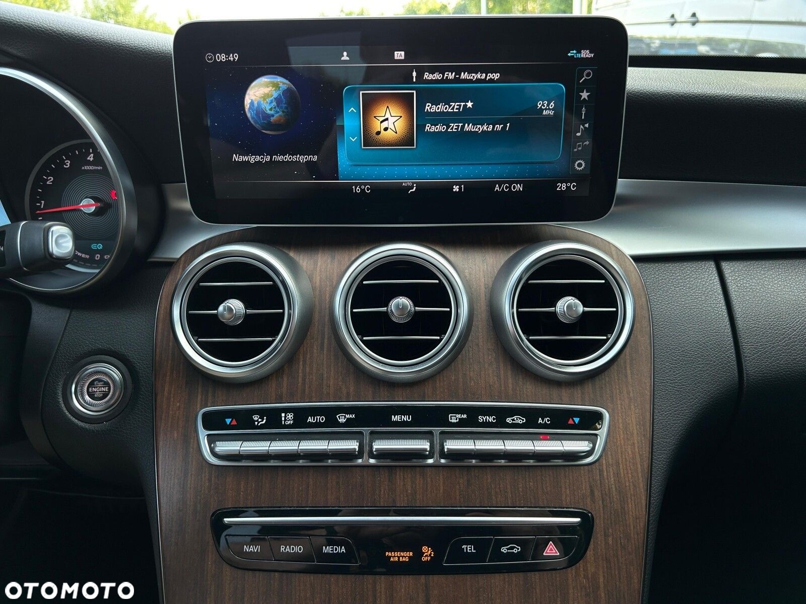 Mercedes-Benz Klasa C 200 9G-TRONIC - 27