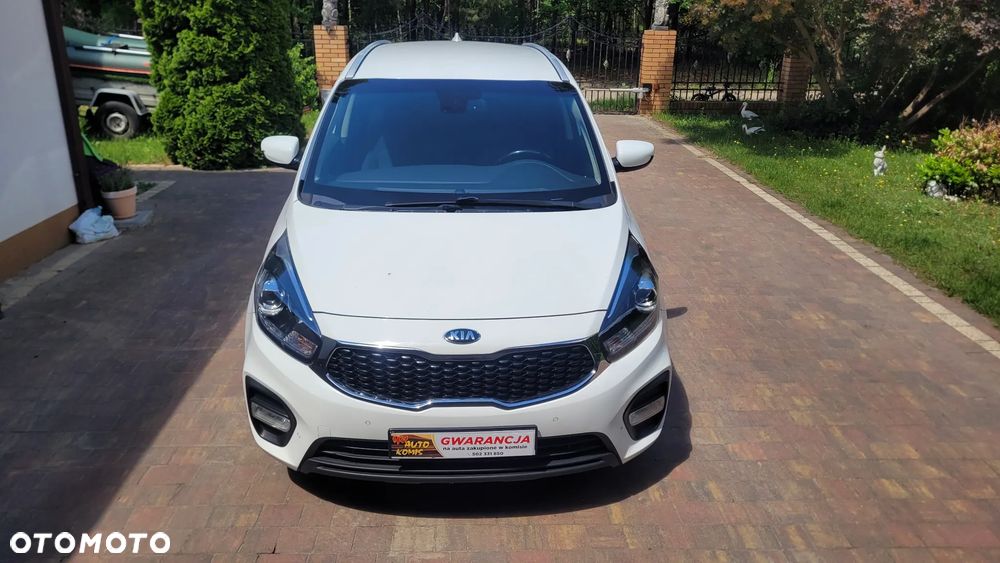 Kia Carens 1.7 CRDi 141 Dream Team Edition - 36