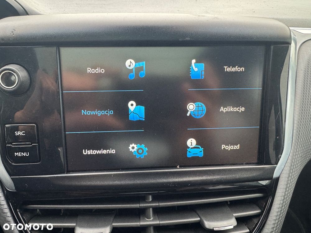 Peugeot 2008 1.2 Pure Tech Allure S&S - 22