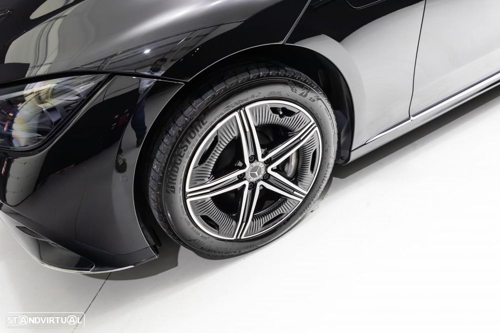 Mercedes-Benz EQE 350+ AMG Line - 27