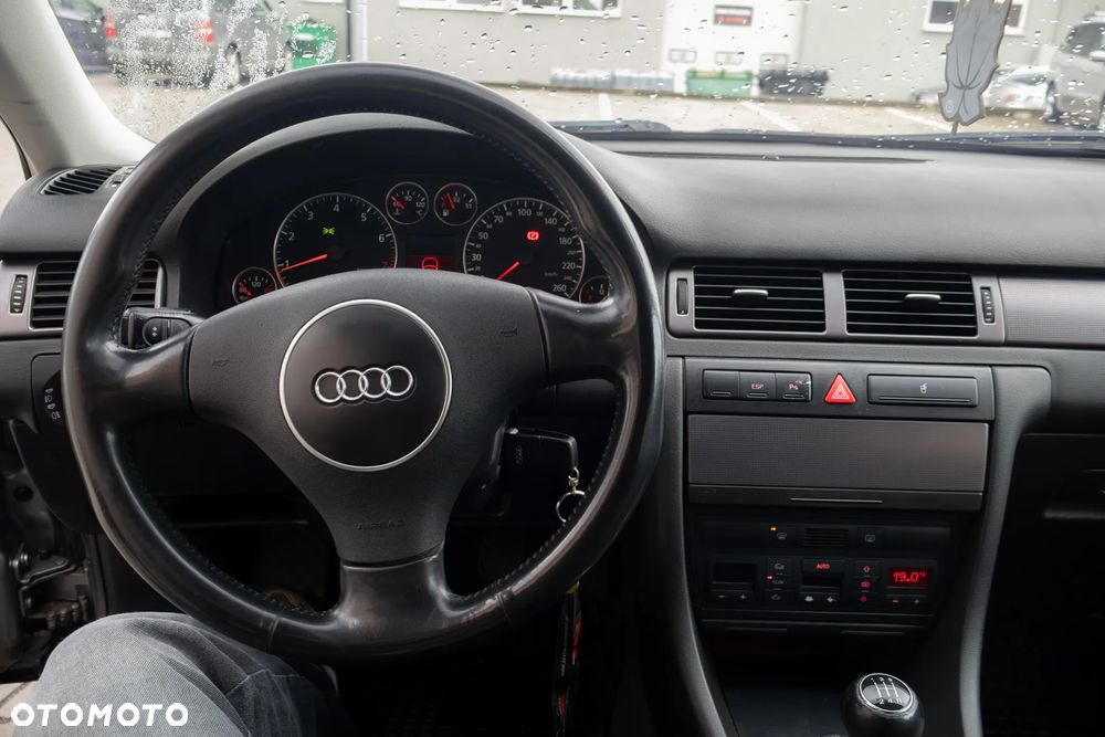 Audi A6 Avant 1.8T - 15