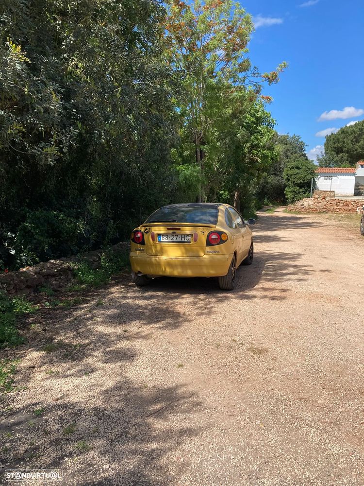 Renault Mégane Grand Coupe - 3