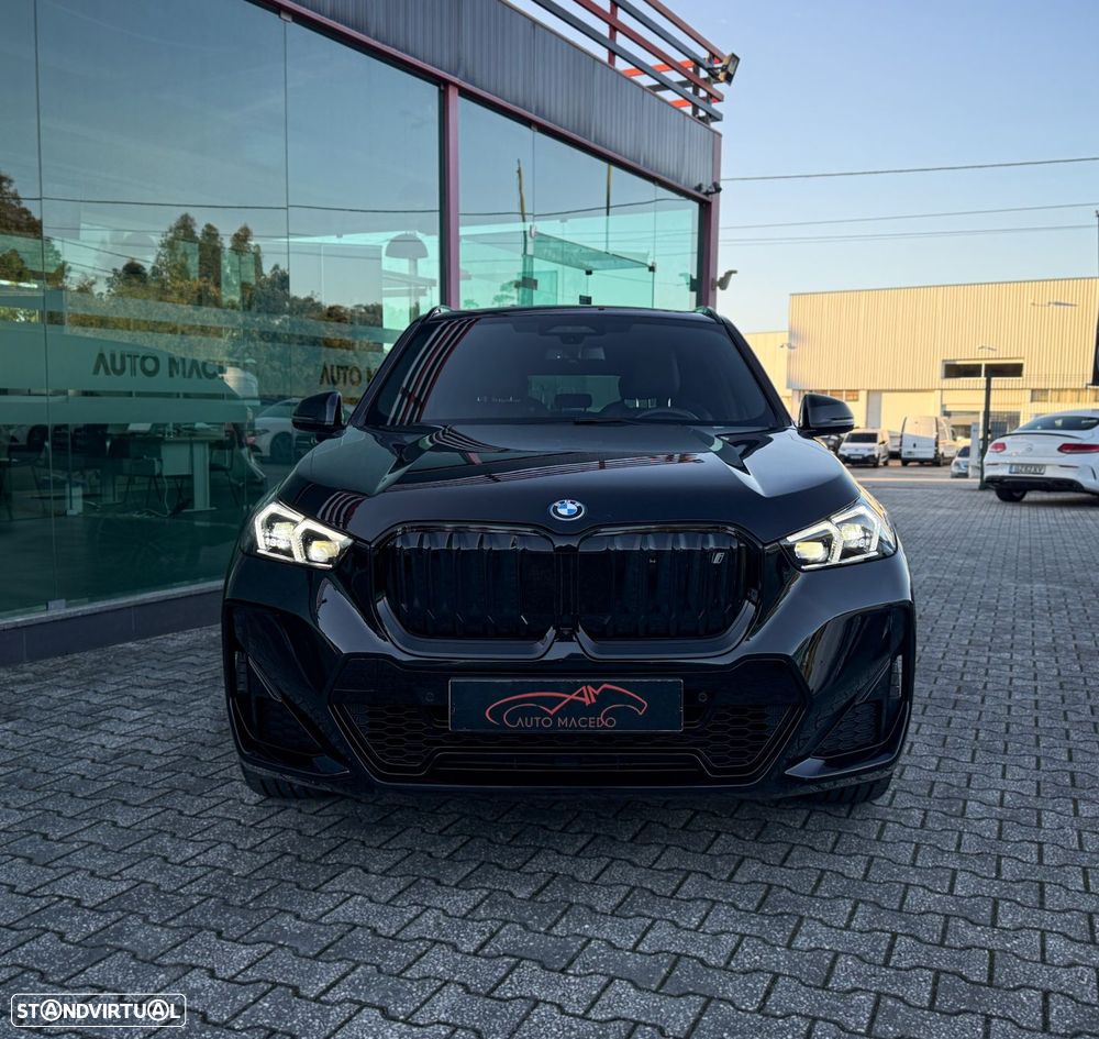 BMW iX1 xDrive30 Pack Desportivo M - 2