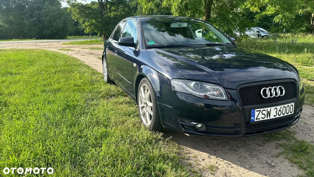 Audi A4 Limousine - 15