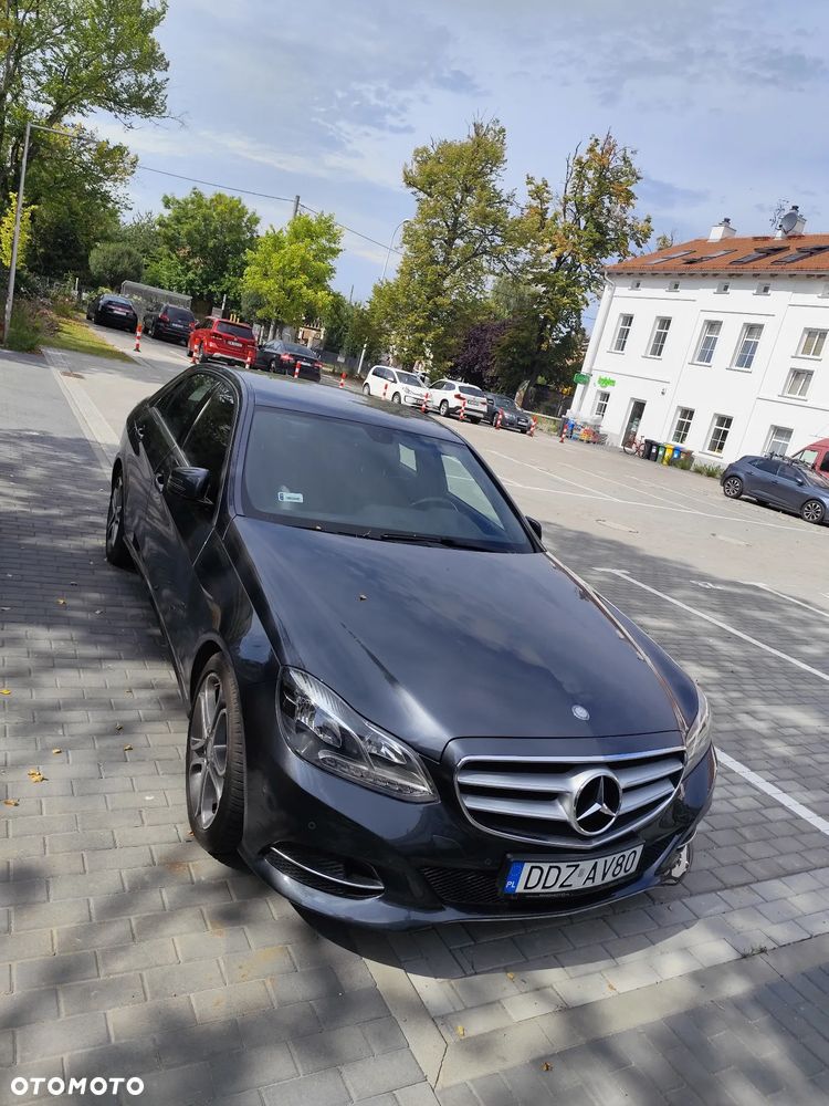 Mercedes-Benz Klasa E 200 CGI BlueEFFICIENCY Automatik Avantgarde - 6