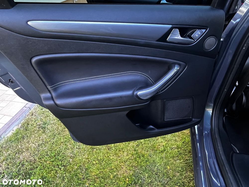 Ford Mondeo 2.0 TDCi Champions Edition - 22