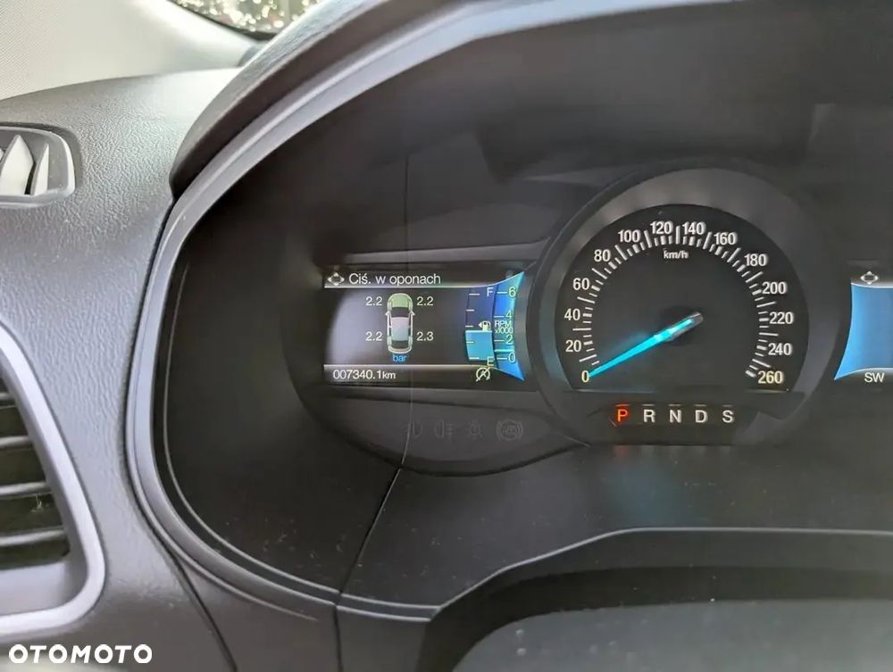 Ford Edge - 9