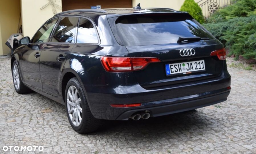 Audi A4 Avant - 2