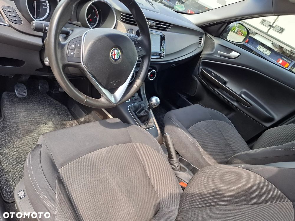 Alfa Romeo Giulietta 1.6 JTDM 16V Business - 11