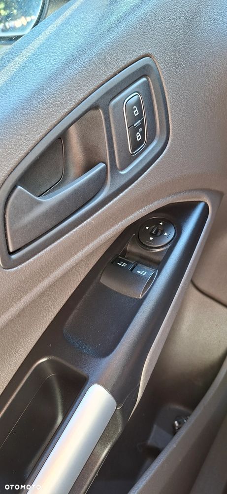 Ford Connect Transit - 34