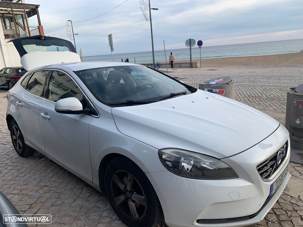 Volvo V40 D2 - 8