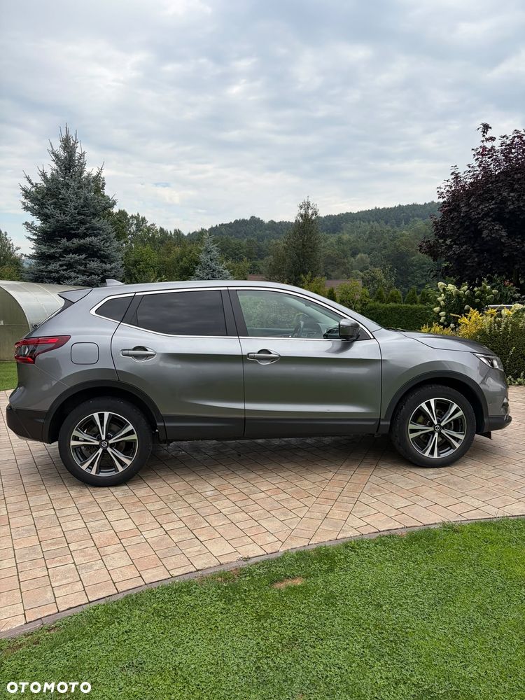 Nissan Qashqai 1.3 DIG-T N-Connecta DCT - 4