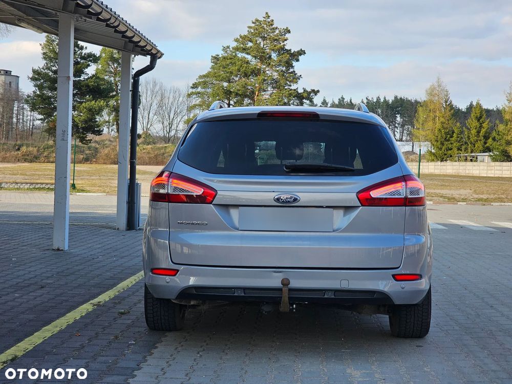 Ford Mondeo SW 2.0 TDCi Titanium X - 26