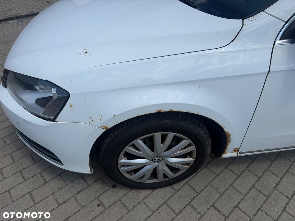 Volkswagen Passat 2.0 Blue TDI SCR Comfortline - 8