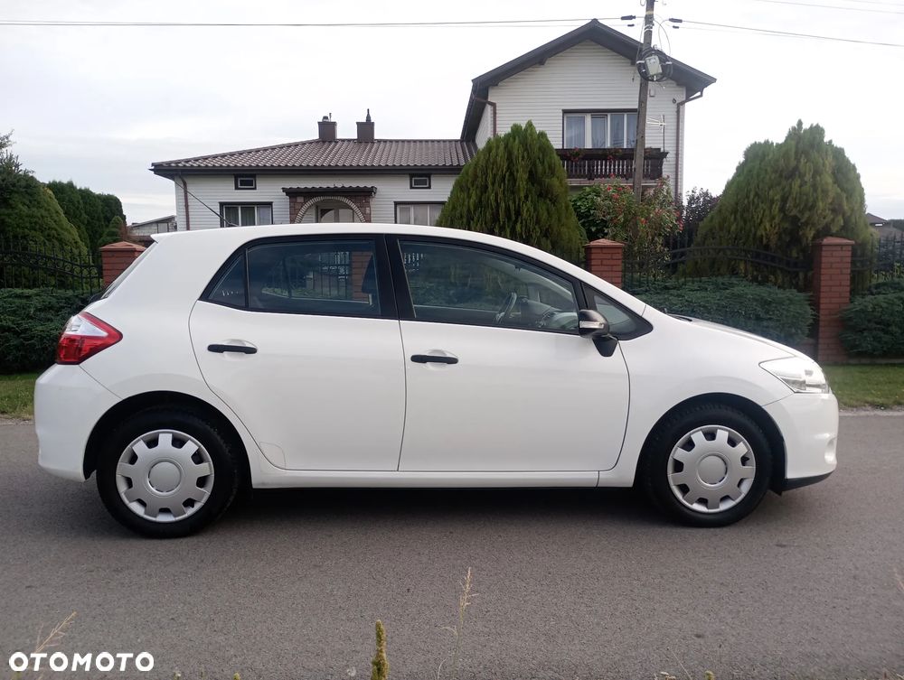 Toyota Auris 1.33 Dual-VVT-i Life - 3