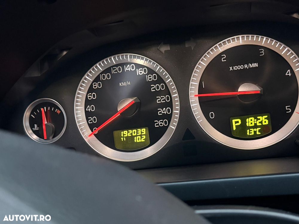 Volvo XC 90 D5 Geartronic Momentum - 18