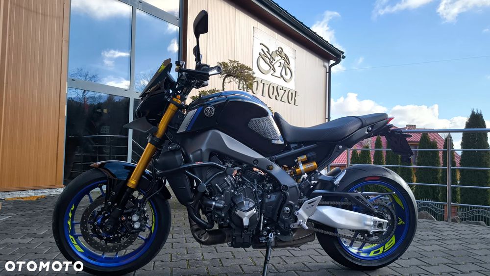 Yamaha MT - 7